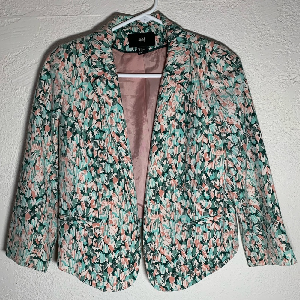 H&M Dusty Pink and Sage Green Abstract Floral Pattern Blazer - Size 12
